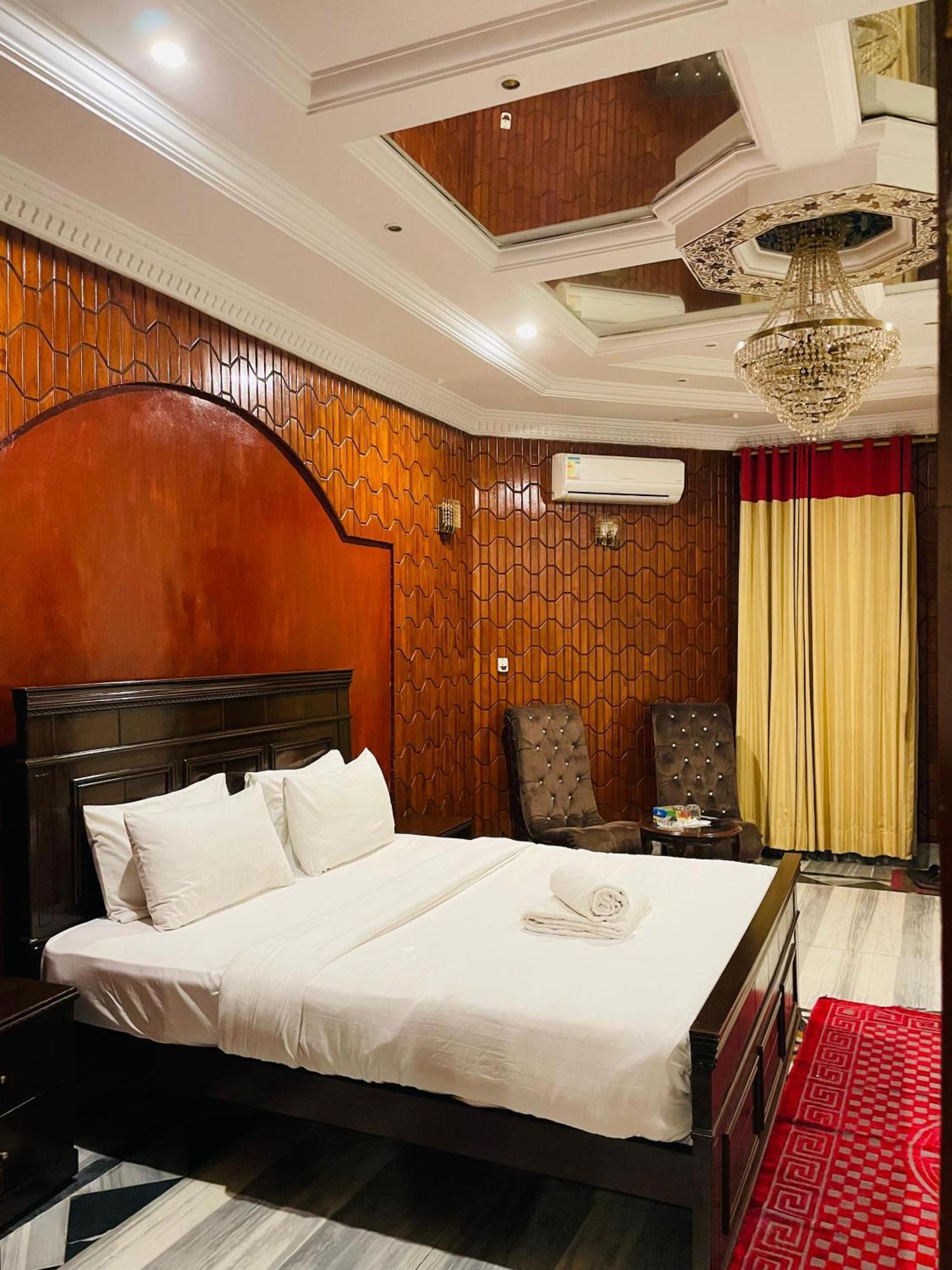 Executive Galaxy Guest House Iszlámábád Kültér fotó