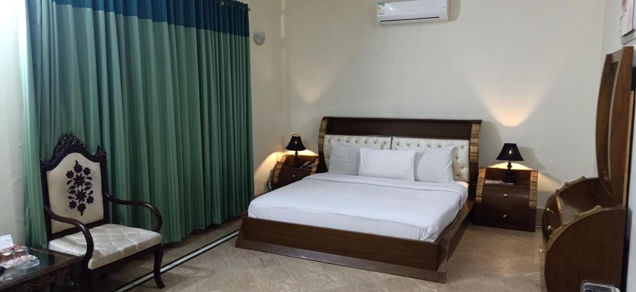Executive Galaxy Guest House Iszlámábád Kültér fotó